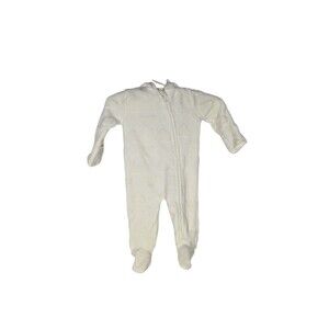 little beginnings Bunting Suit 6-9 Months Kids White Heart Embossed Velvet